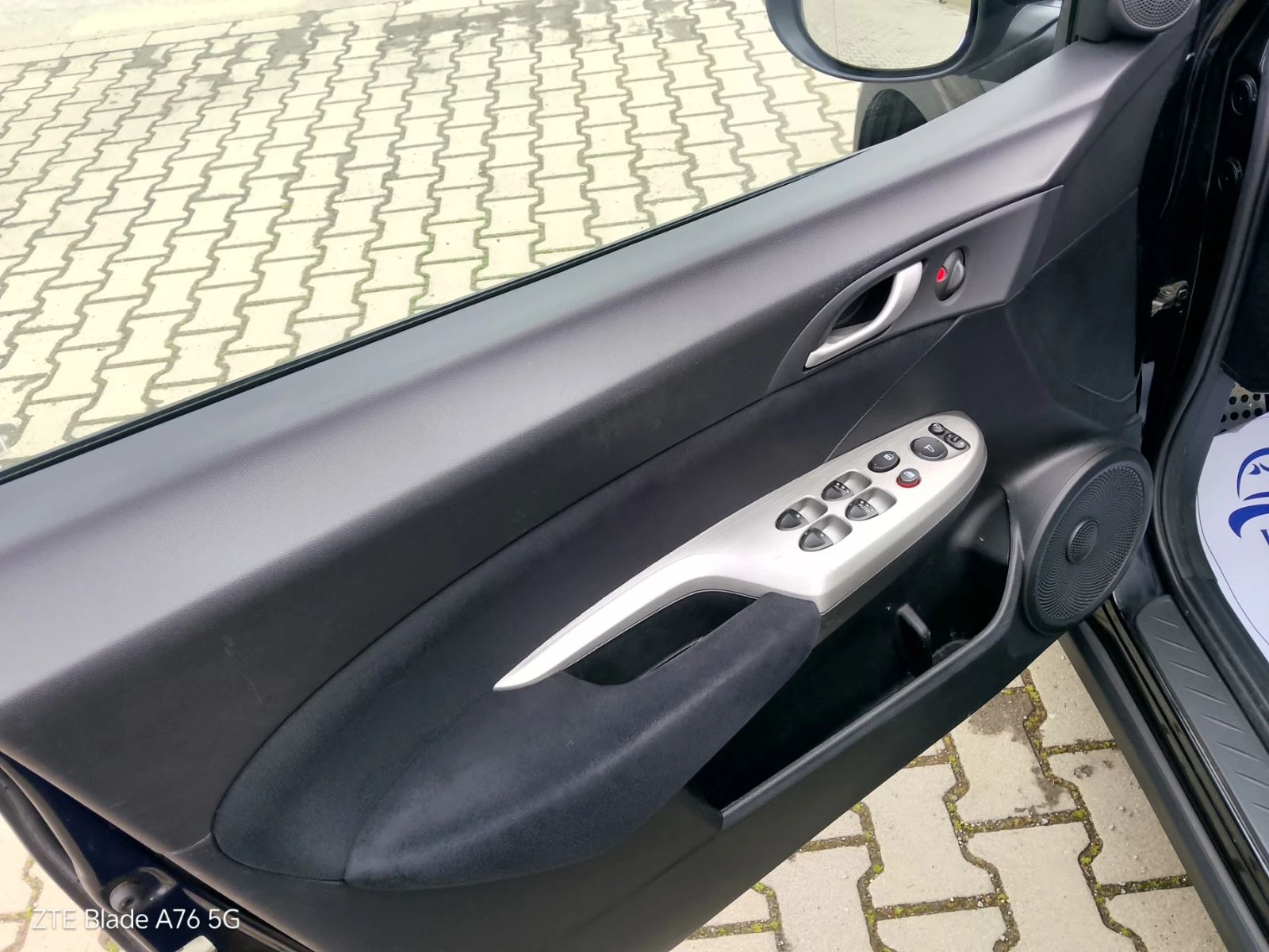 Honda Civic 1.4i, снимка 13 - Автомобили и джипове - 54312066