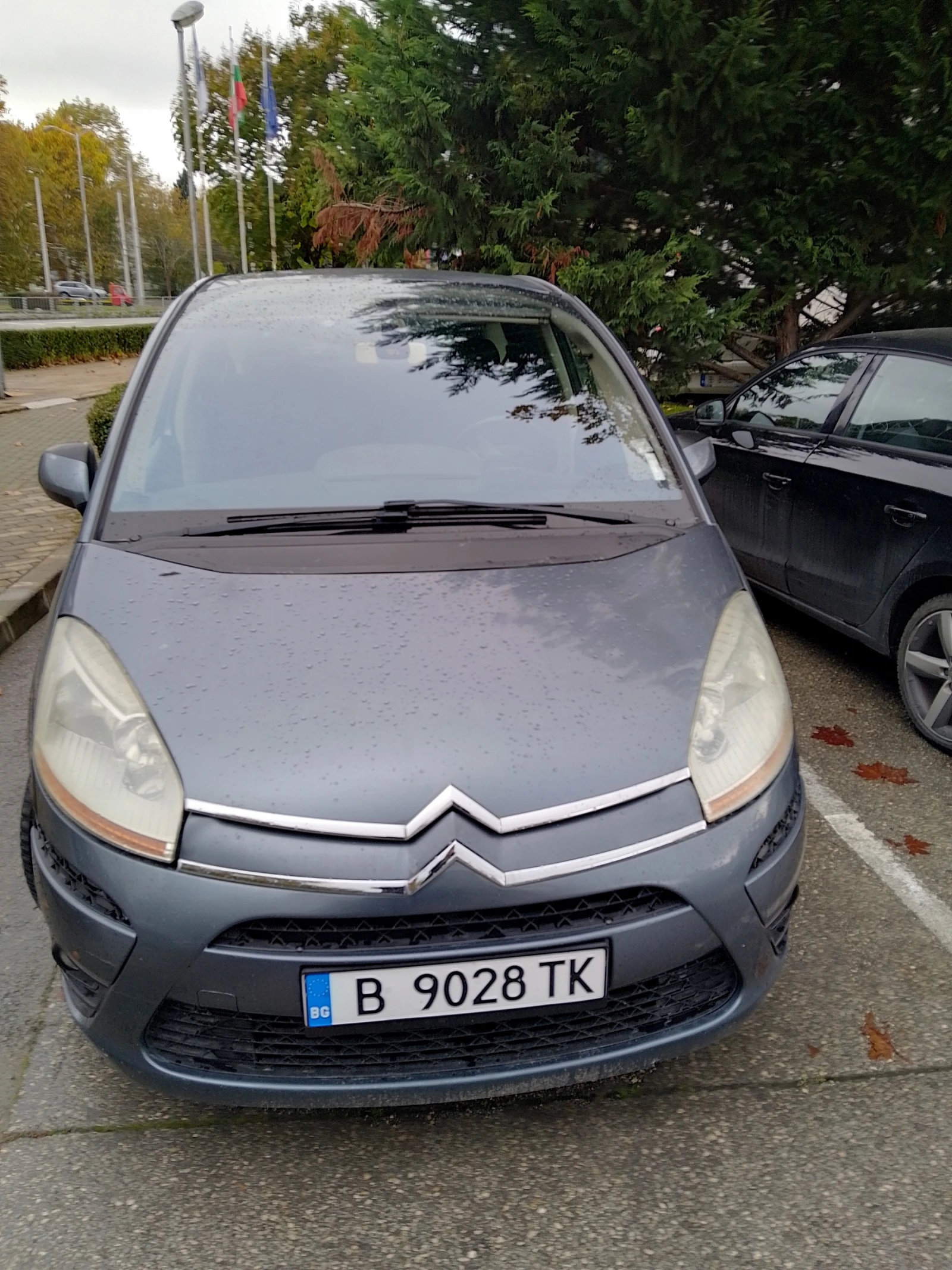 Citroen C4 Picasso, снимка 3 - Автомобили и джипове - 54590885