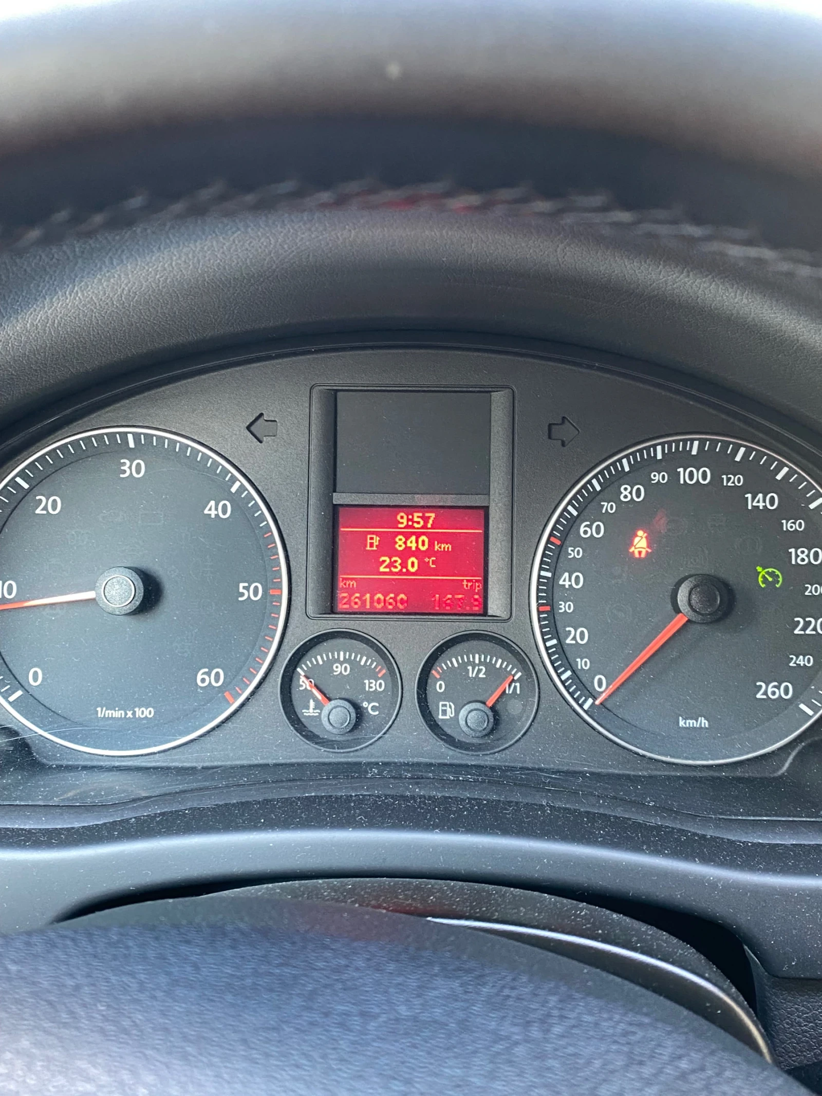 VW Golf Plus 1.9 TDi, снимка 5 - Автомобили и джипове - 54628428