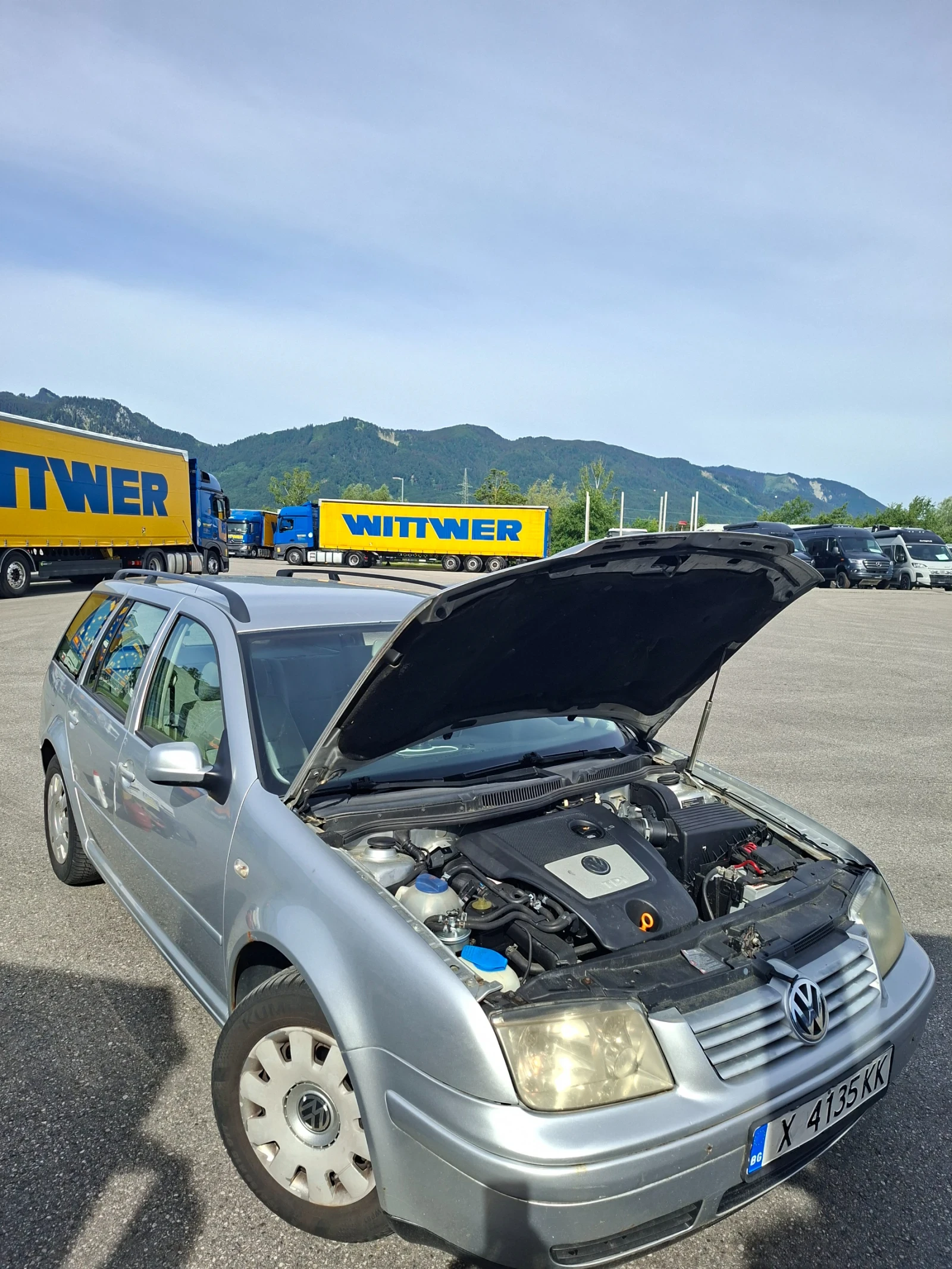 VW Bora, снимка 6 - Автомобили и джипове - 54781439