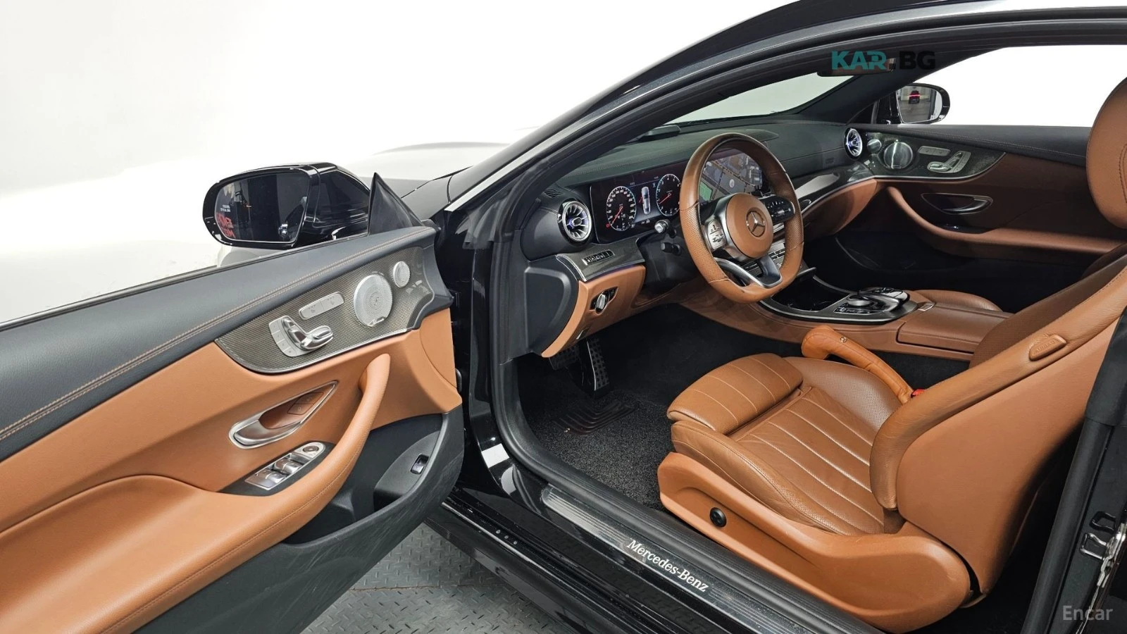 Mercedes-Benz E 450 4MATIC COUPE* HUD* КОЖА* ОБДУХВ* ПАНО* 360, снимка 9 - Автомобили и джипове - 55286317