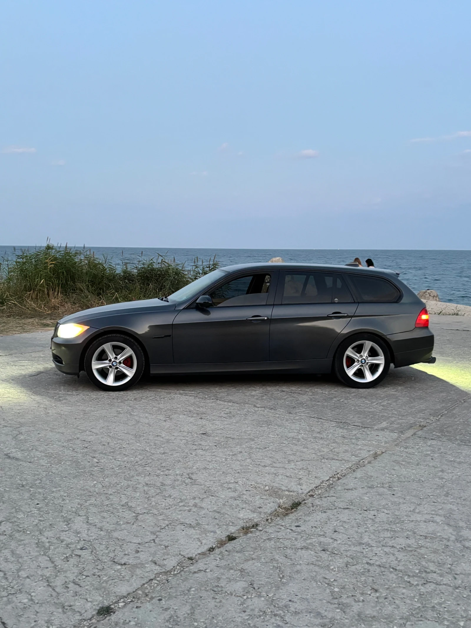 BMW 320, снимка 2 - Автомобили и джипове - 55450556