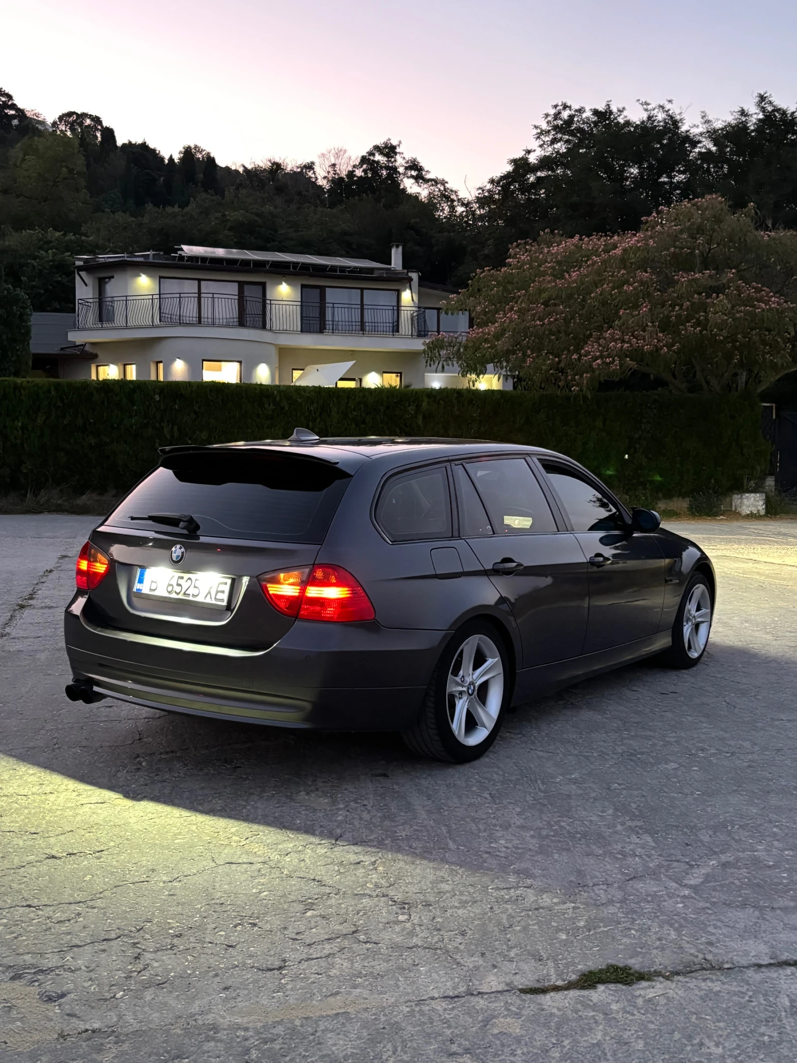 BMW 320, снимка 5 - Автомобили и джипове - 55450556