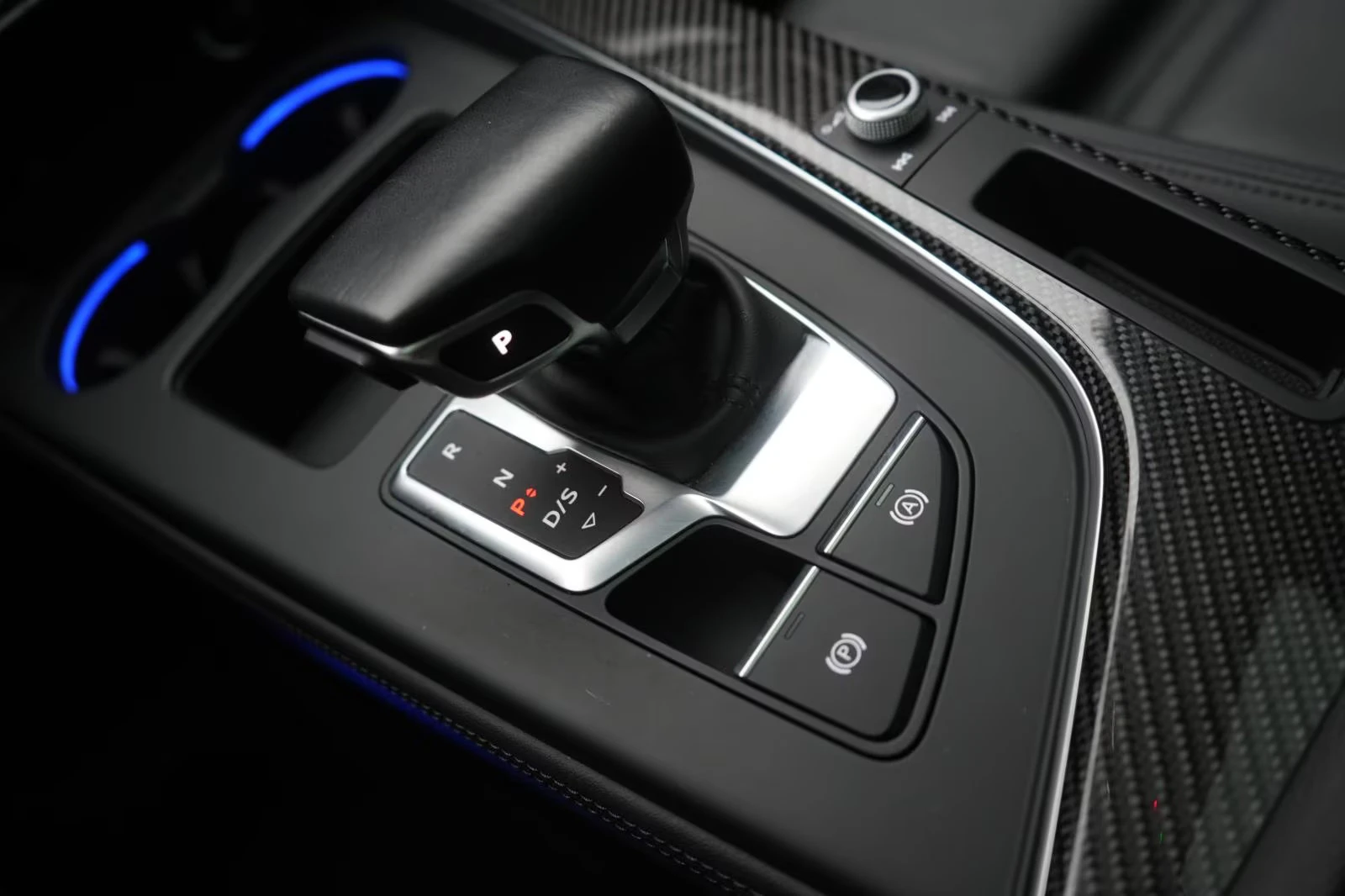Audi 90 40TDI/204HP/CARBON/S-LINE/ACC/360/781z, снимка 16 - Автомобили и джипове - 55691660