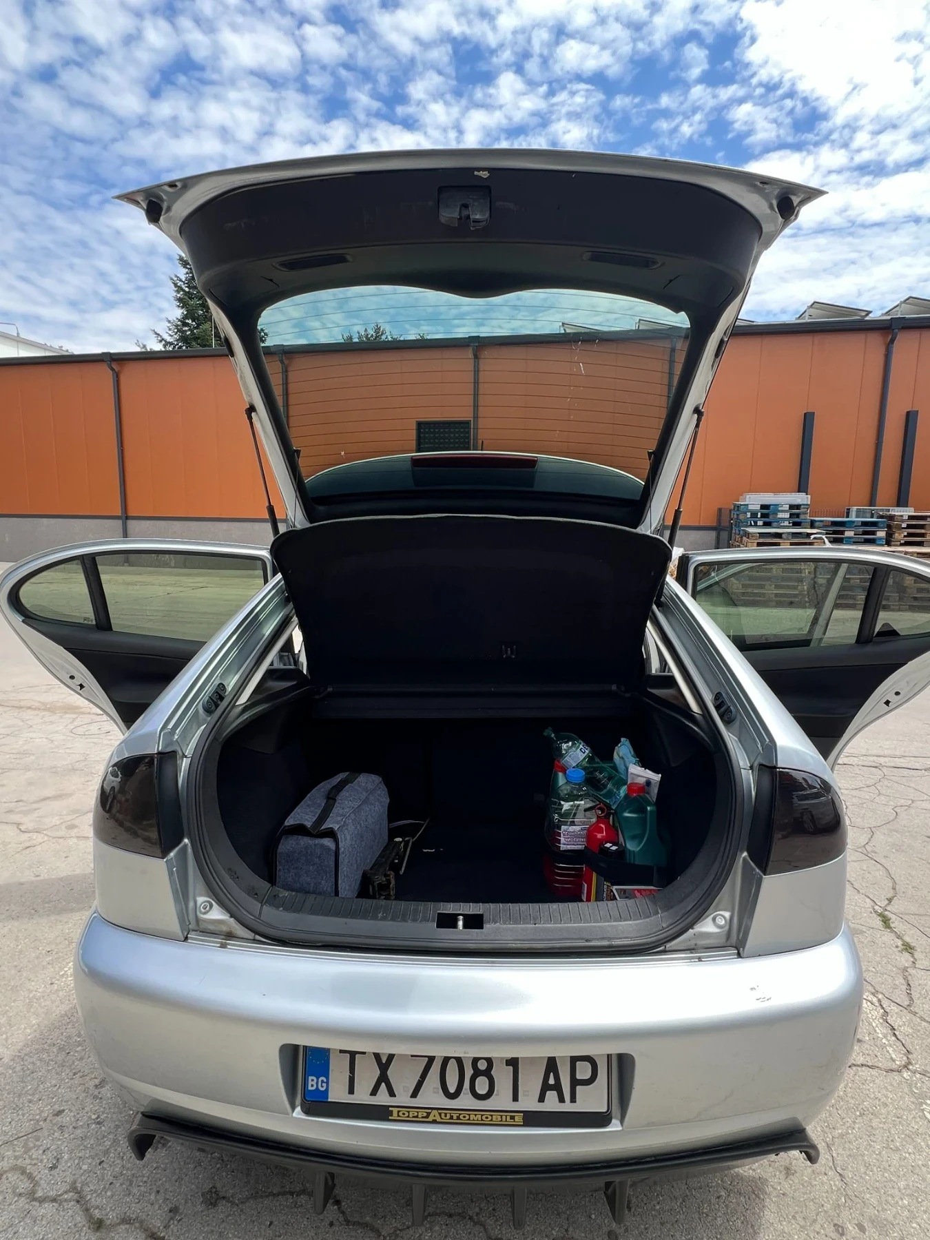 Seat Leon, снимка 7 - Автомобили и джипове - 55711817