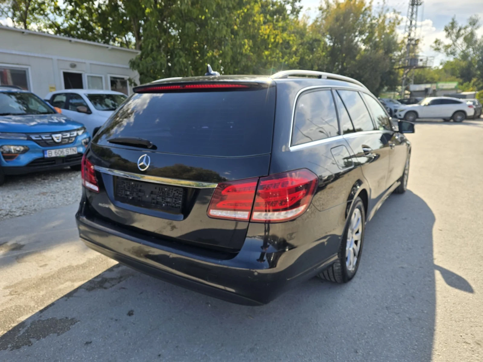 Mercedes-Benz E 200 CDI EXCLUSIVE , снимка 4 - Автомобили и джипове - 56314126