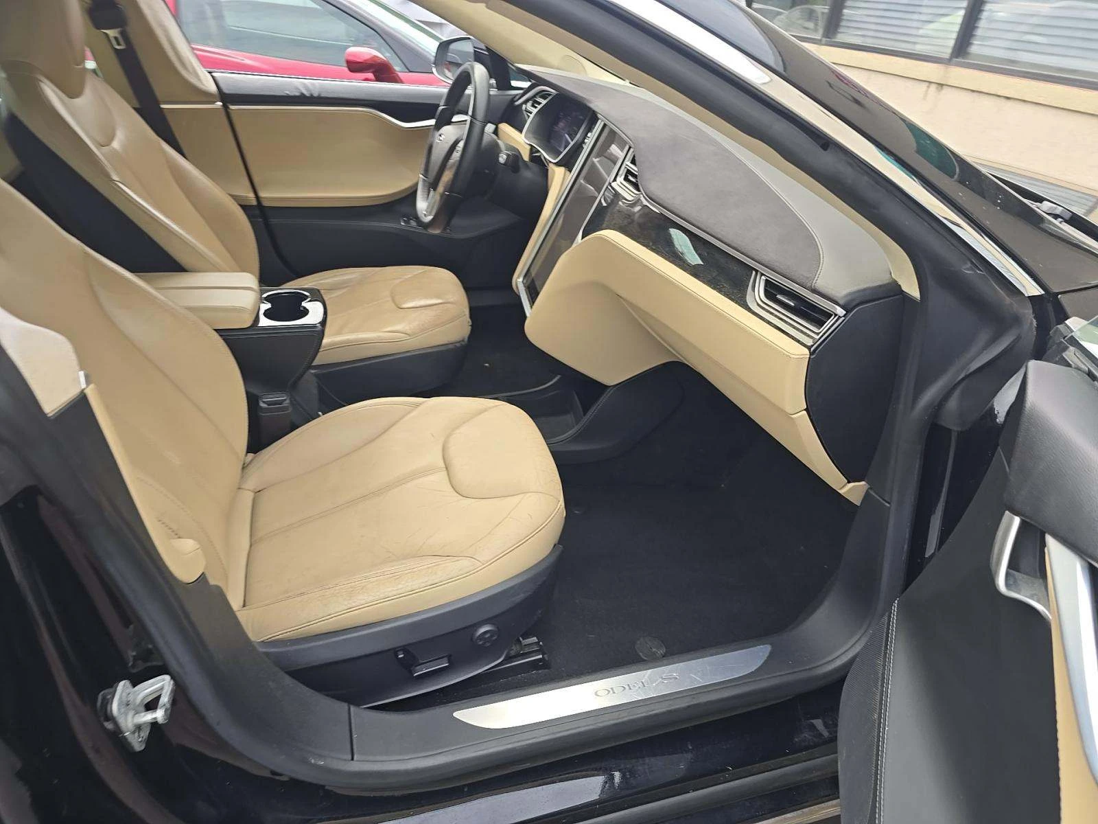 Tesla Model S 85, снимка 7 - Автомобили и джипове - 56477726