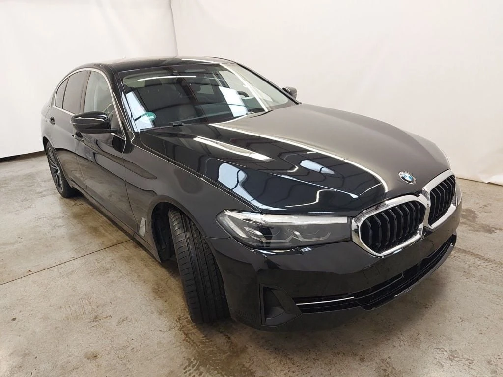 BMW 540 xDrive Leather LED Navi, снимка 3 - Автомобили и джипове - 56677064