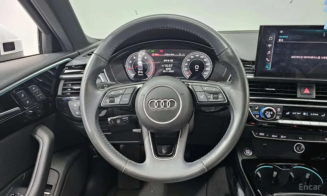 Audi A4 * 40 TFSI Premium * , снимка 13 - Автомобили и джипове - 56736466