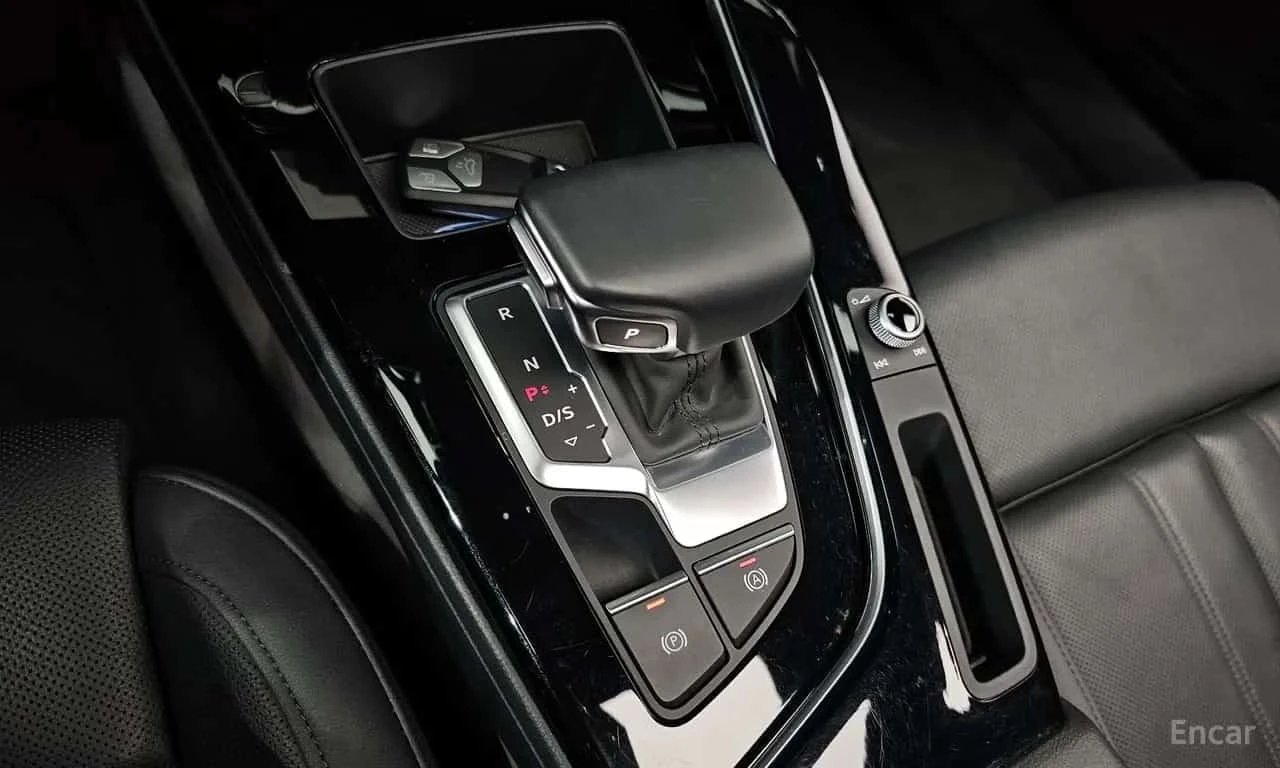 Audi A4 * 40 TFSI Premium * , снимка 9 - Автомобили и джипове - 56736466