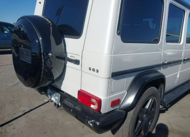 Mercedes-Benz G 63 AMG G63 4MATIC, снимка 2 - Автомобили и джипове - 48713375