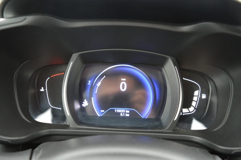 Renault Kadjar 1.5dci-EURO6, снимка 12 - Автомобили и джипове - 49335592