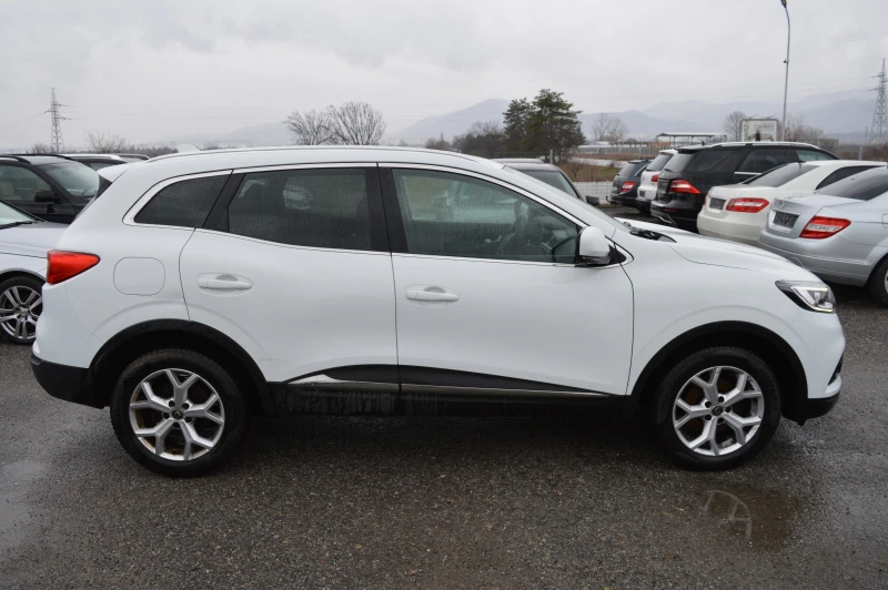 Renault Kadjar 1.5dci-EURO6, снимка 4 - Автомобили и джипове - 49335592