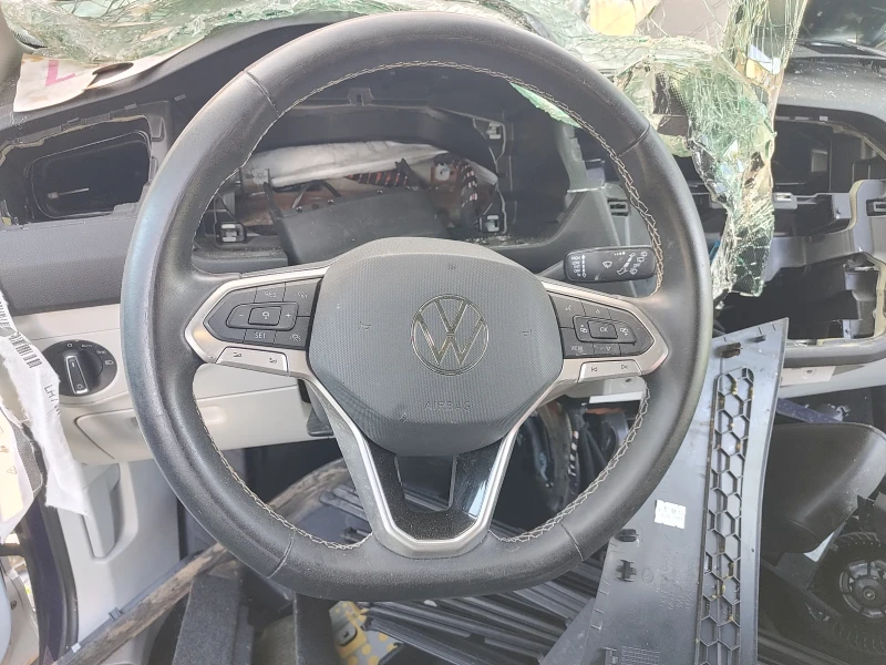 VW Tiguan Allspace R-Line 2.0 TSI, снимка 8 - Автомобили и джипове - 52270382