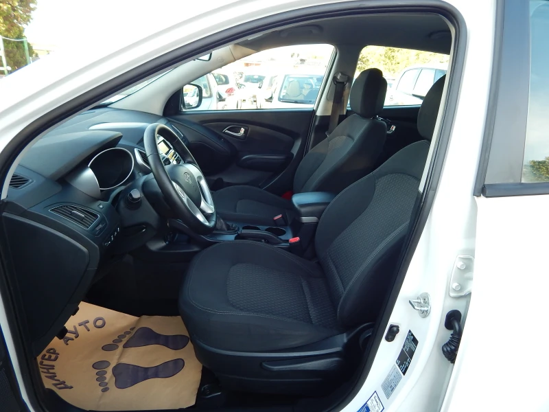 Hyundai IX35 2.0CRDI* 4X4* , снимка 10 - Автомобили и джипове - 51507818