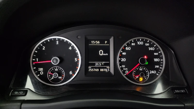 VW Tiguan 2.0TDI COMFORT autogeorge.com, снимка 8 - Автомобили и джипове - 51937220