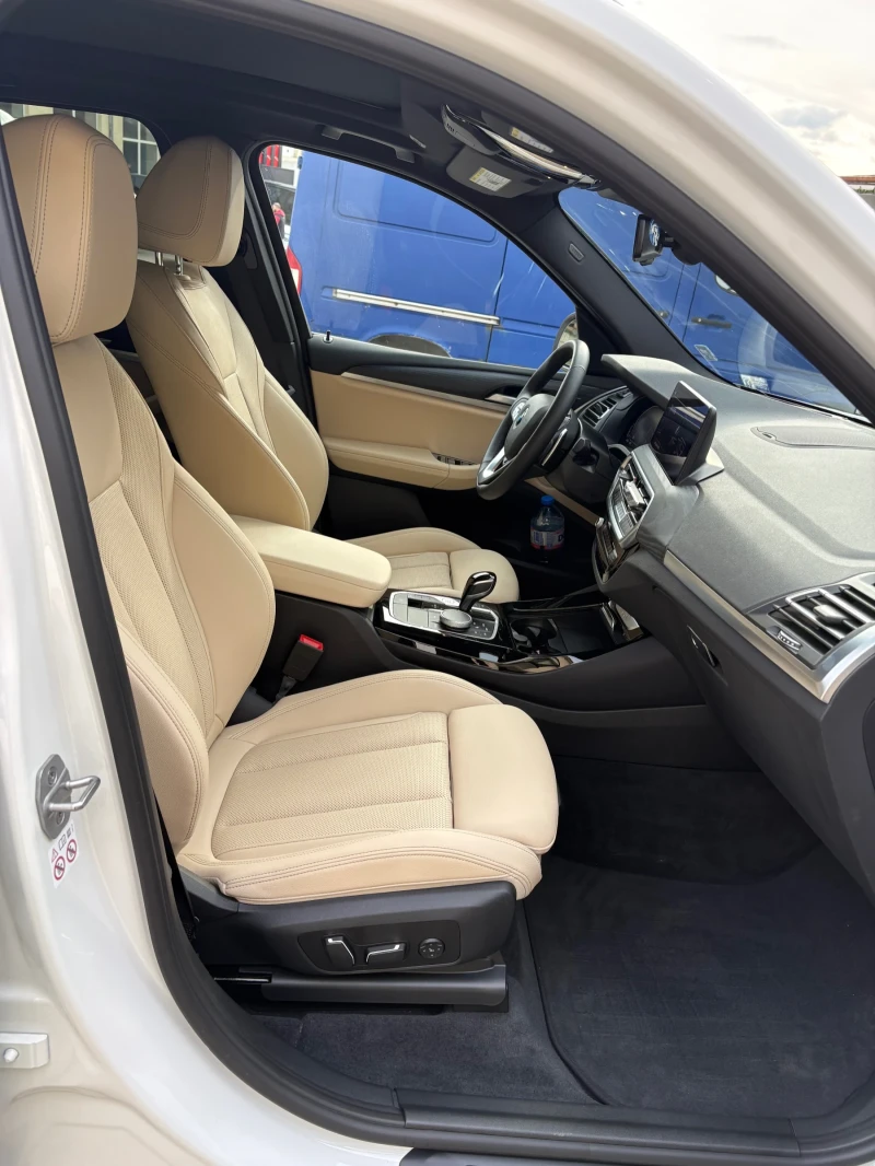 BMW X3 30i* Xdrive* 360* Head Up, снимка 13 - Автомобили и джипове - 52483699