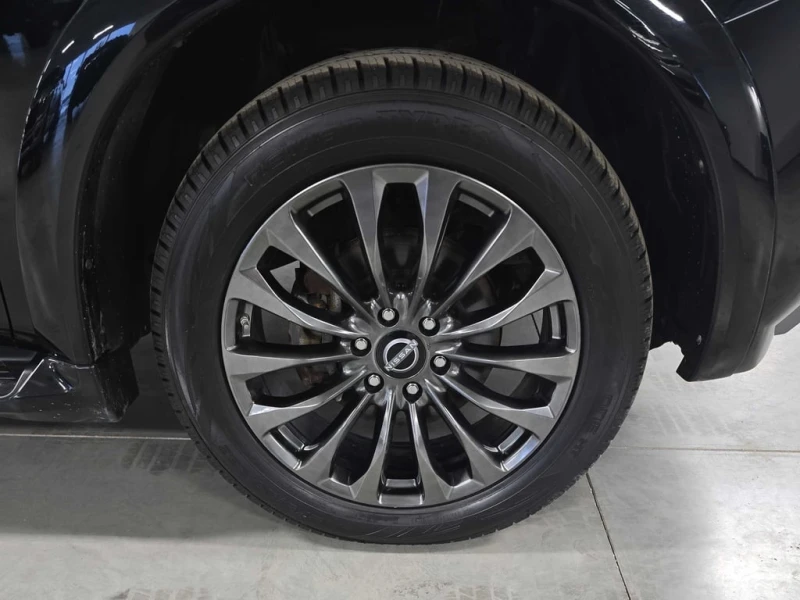 Nissan Armada * Platinum* Navi* Camera* Keyless* 4x4, снимка 7 - Автомобили и джипове - 53310685