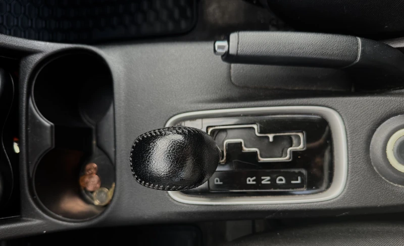 Mitsubishi Outlander 2.0, снимка 9 - Автомобили и джипове - 53508783