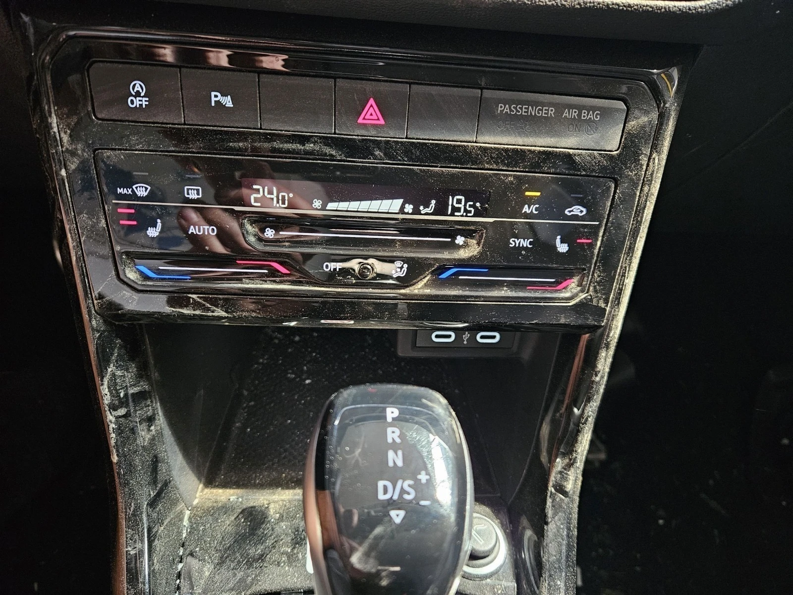 VW T-Cross 1.0i | Mobile.bg   11