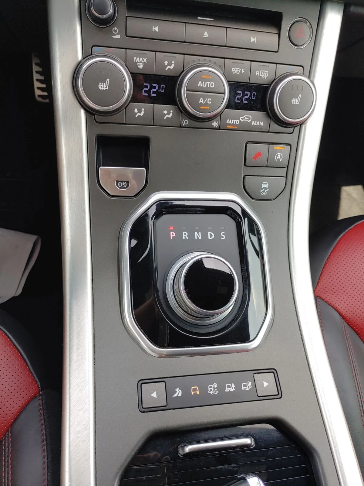 Land Rover Evoque HSE Dynamic - изображение 10