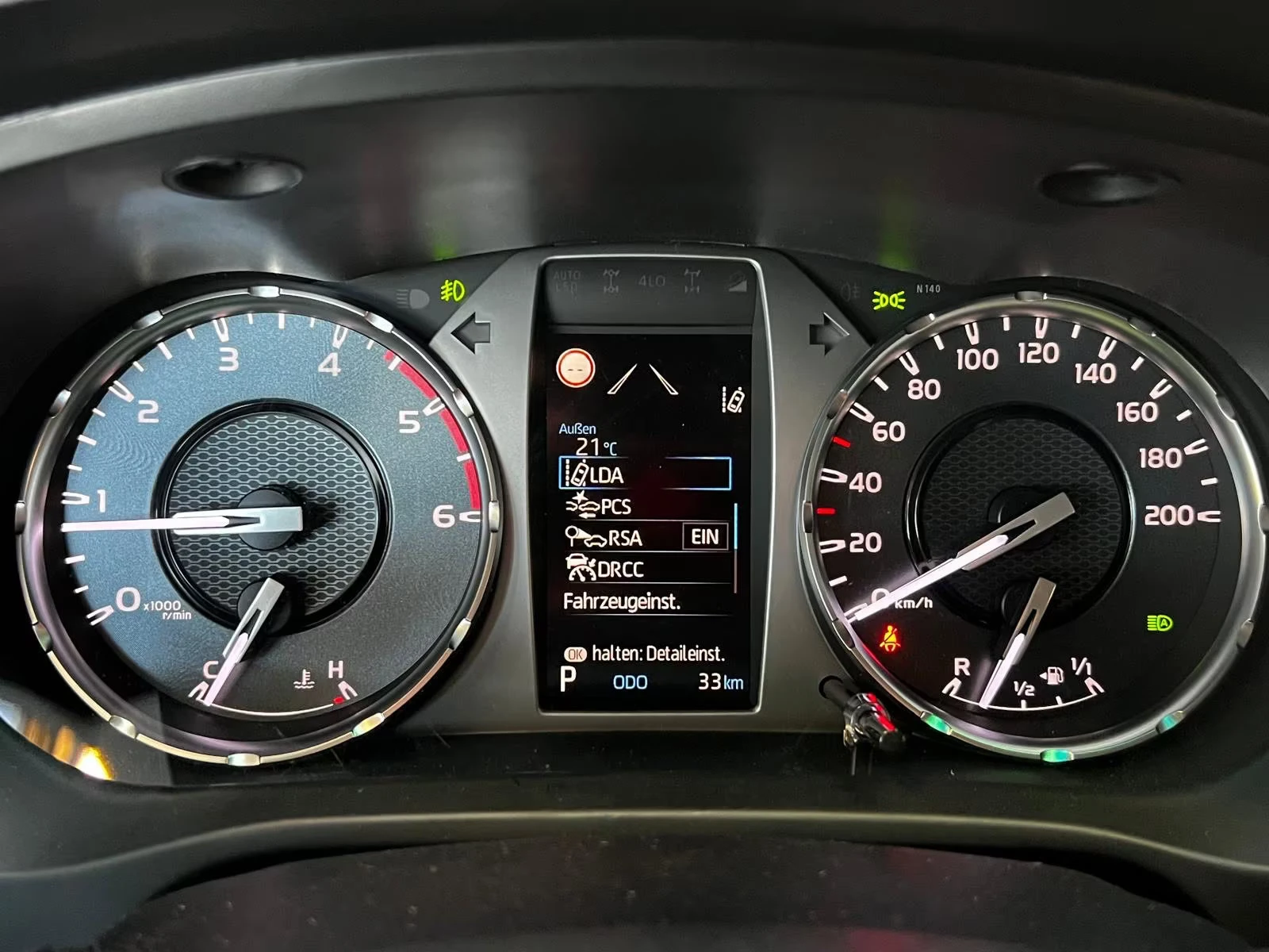 Toyota Hilux !/DOUBLE-CAB/150HP/KLESS/L.ASSIST/LED/431fpr | Mobile.bg   11