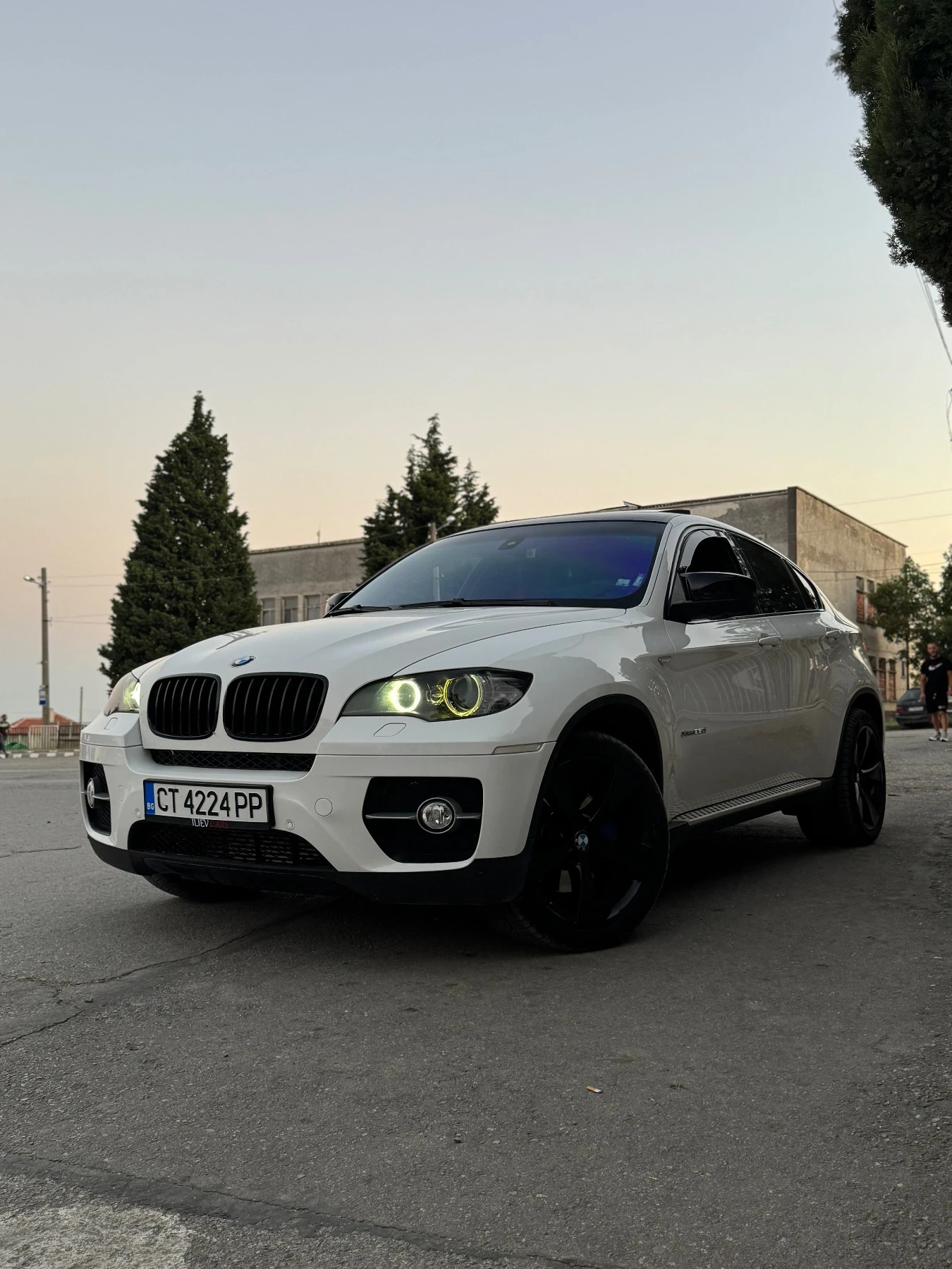 BMW X6 35D - изображение 8