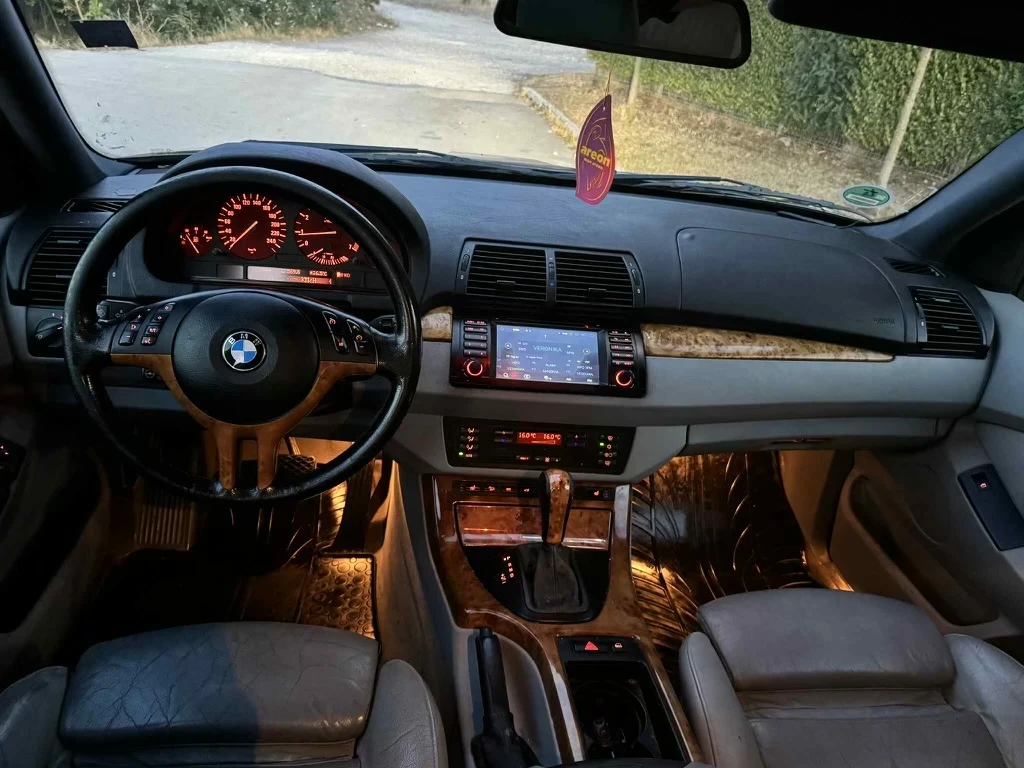 BMW X5 3.0 Газ-бензин - изображение 6