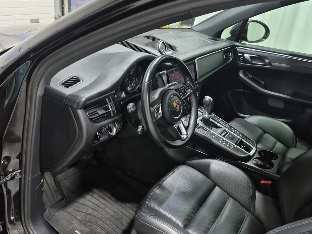 Porsche Macan * GTS * CARFAX * БЕЗ ПЪРВОНАЧАЛНА ВНОСКА - изображение 9