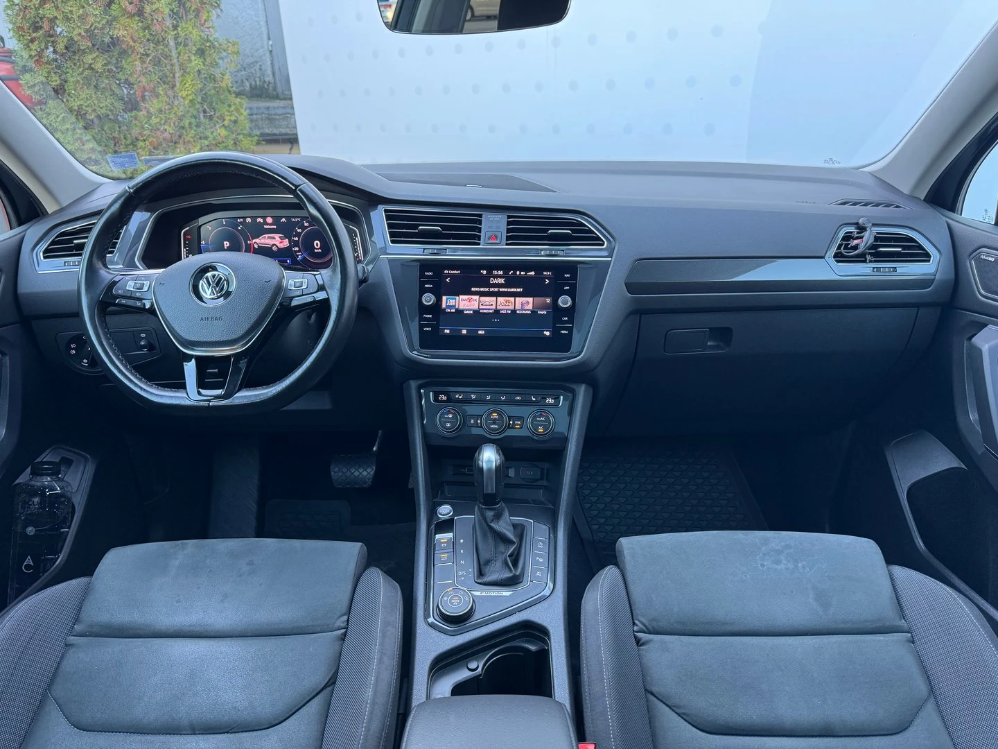 VW Tiguan LWB Highline 2.0TDI 4MOTION BMT - изображение 9