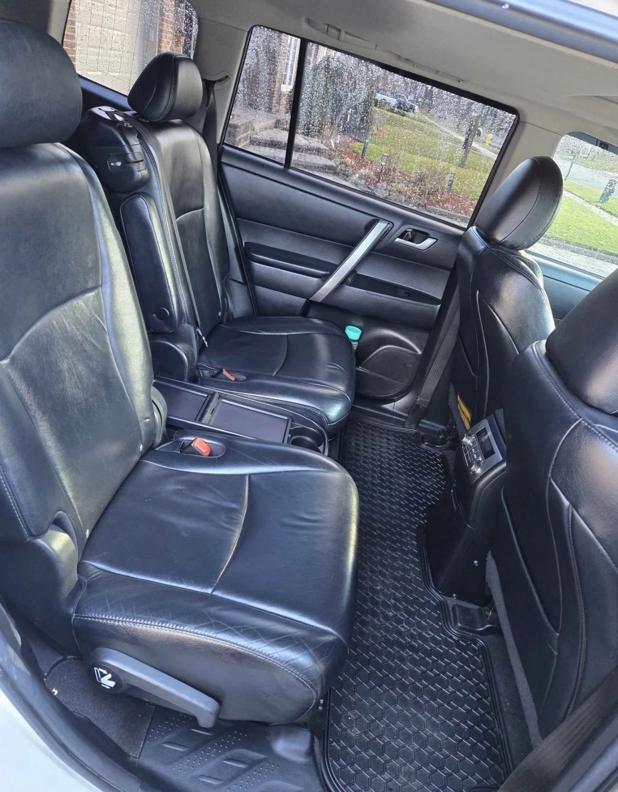 Toyota Highlander AWD * * КАМЕРА * * CARFAX * *  - изображение 10