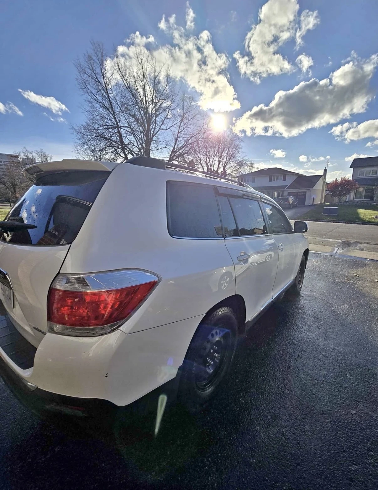 Toyota Highlander AWD * * КАМЕРА * * CARFAX * *  - изображение 3