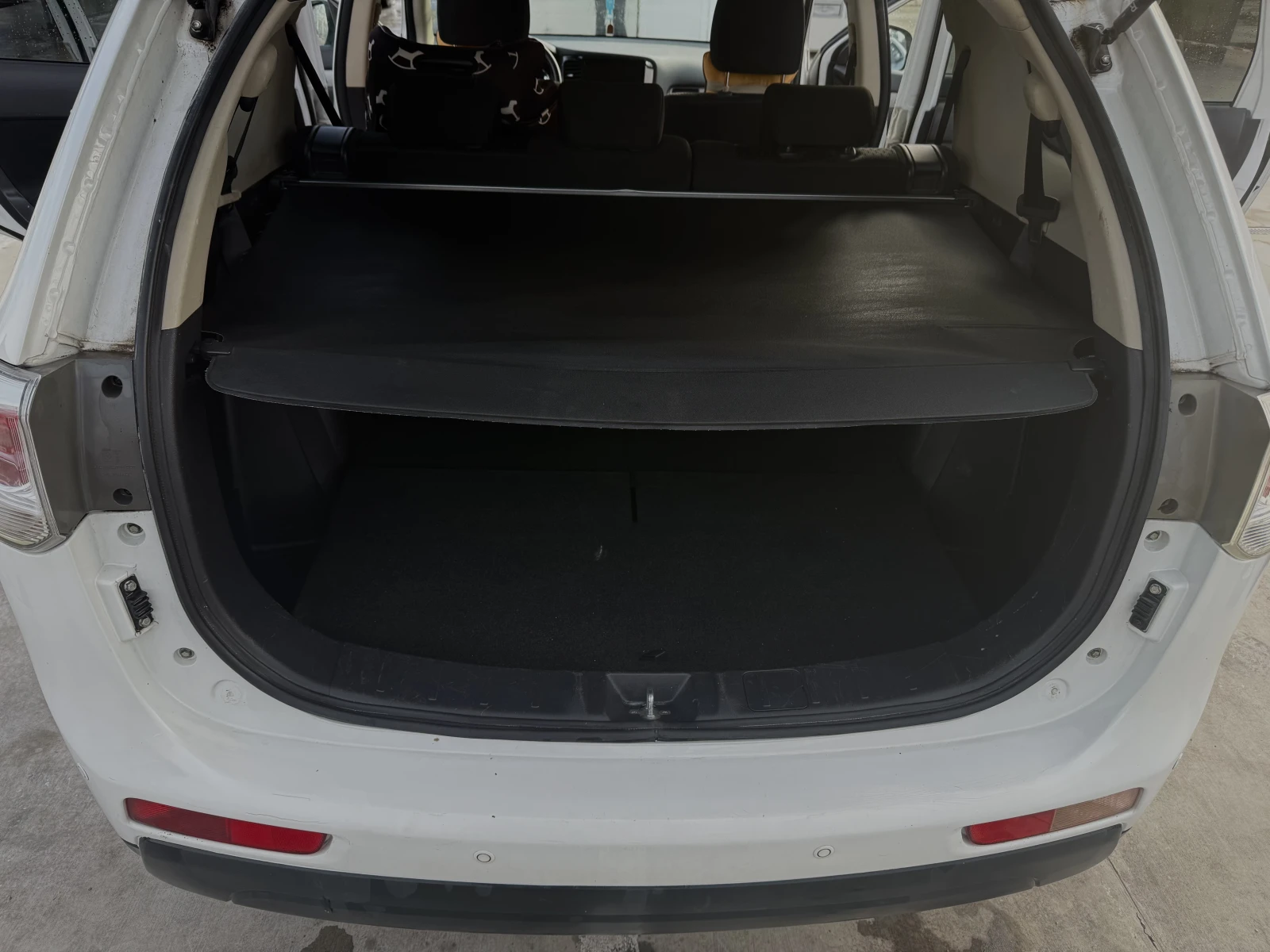 Mitsubishi Outlander 2.0 | Mobile.bg � ����������� 10