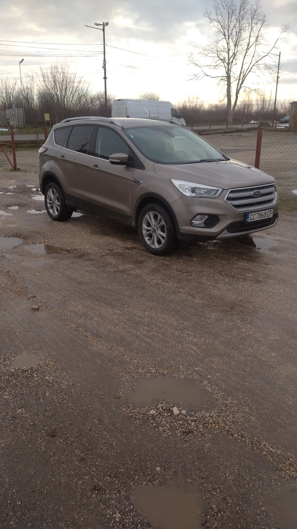 Ford Kuga  - изображение 2