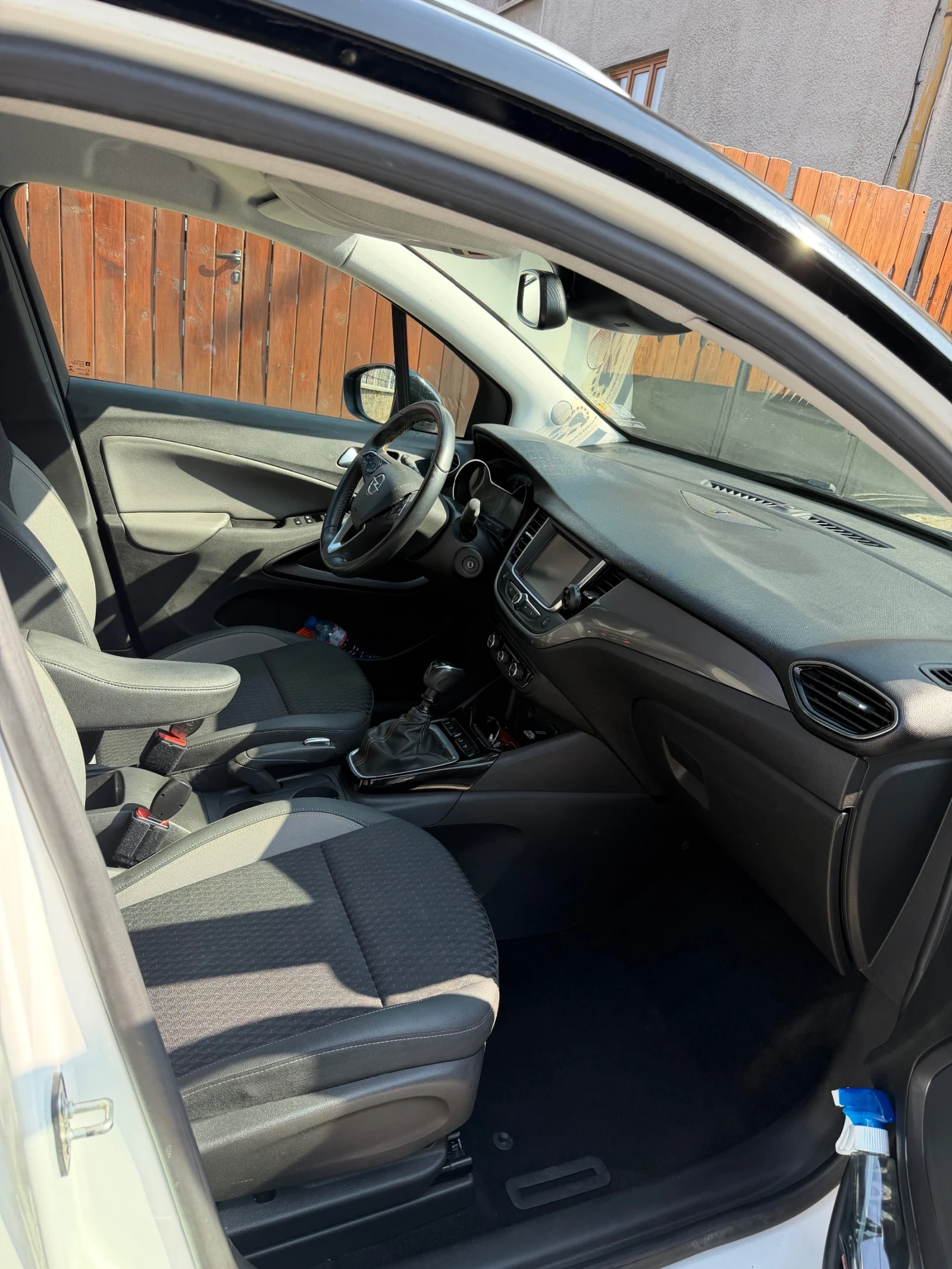 Opel Crossland X 1.5D, снимка 6 - Автомобили и джипове - 54233183