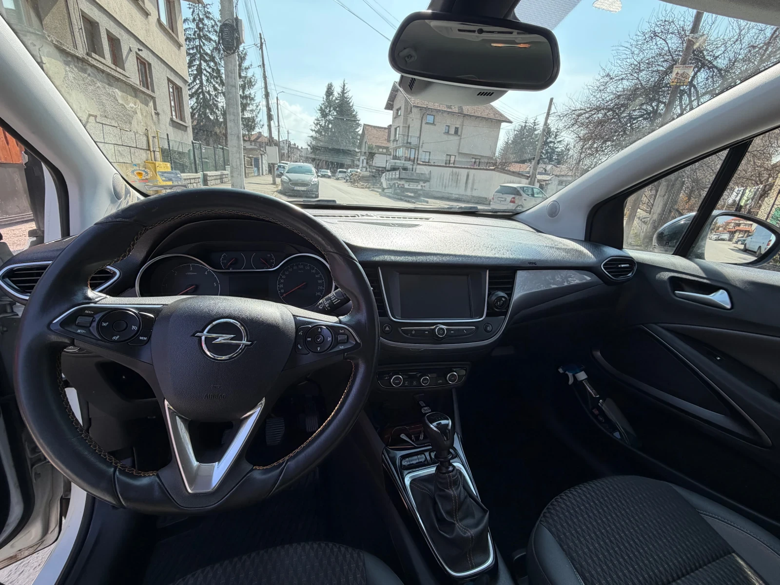 Opel Crossland X 1.5D, снимка 10 - Автомобили и джипове - 54233183