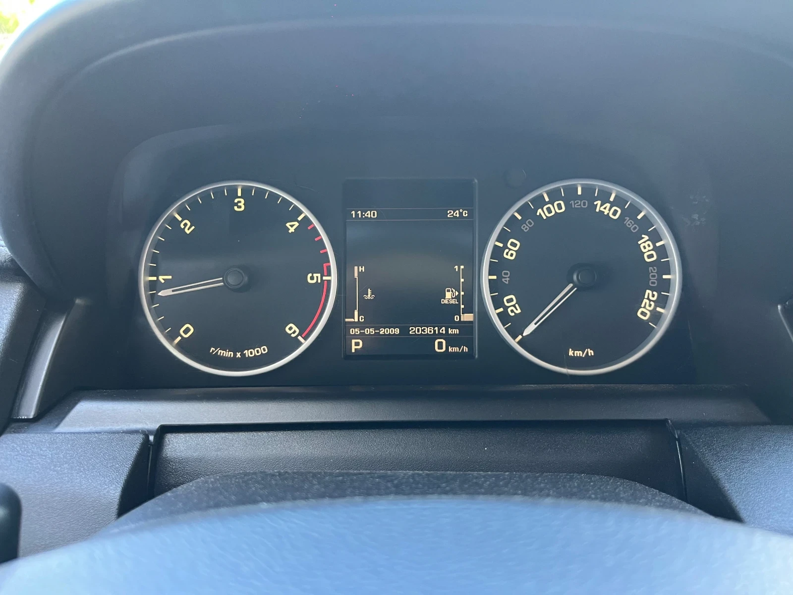 Land Rover Discovery 3.0 , снимка 11 - Автомобили и джипове - 54725218