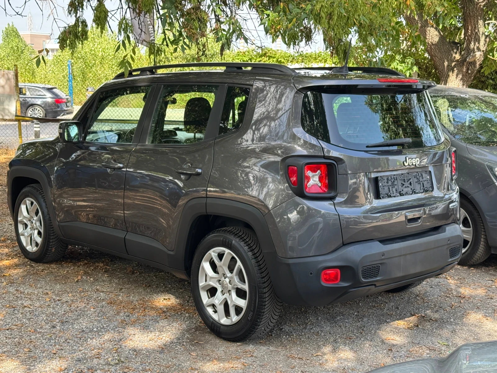 Jeep Renegade Нов Джип ! Фабрична Газ, снимка 6 - Автомобили и джипове - 55879075