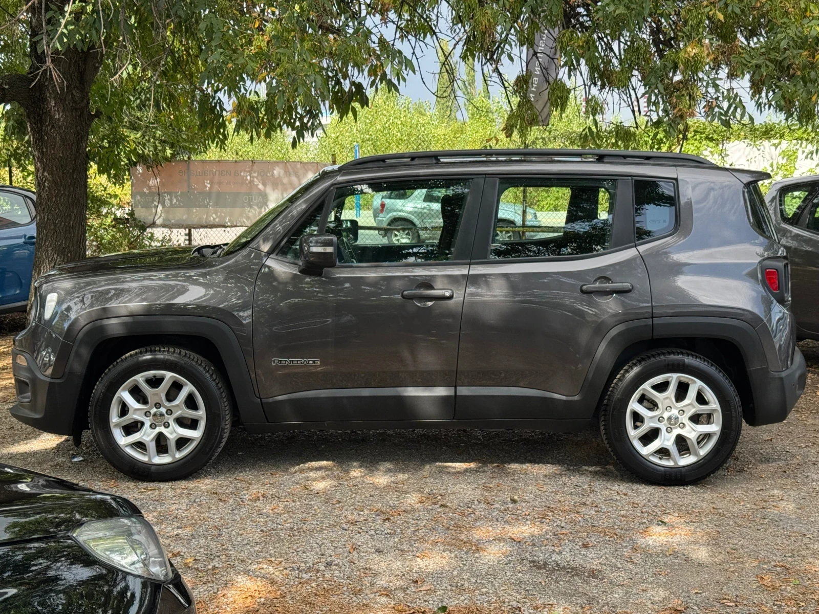 Jeep Renegade Нов Джип ! Фабрична Газ, снимка 5 - Автомобили и джипове - 55879075