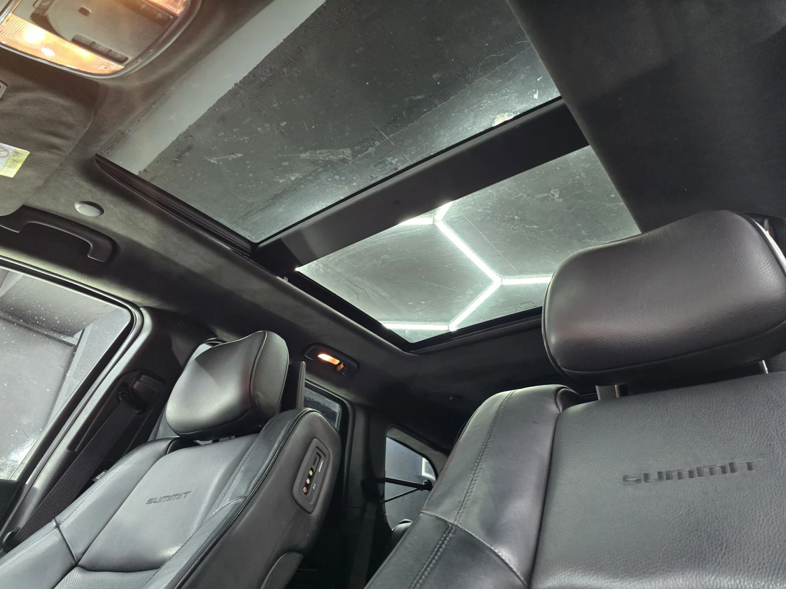 Jeep Grand cherokee  Summit 3.0 CRD V6 | FULL EXTRAS | , снимка 14 - Автомобили и джипове - 56656426