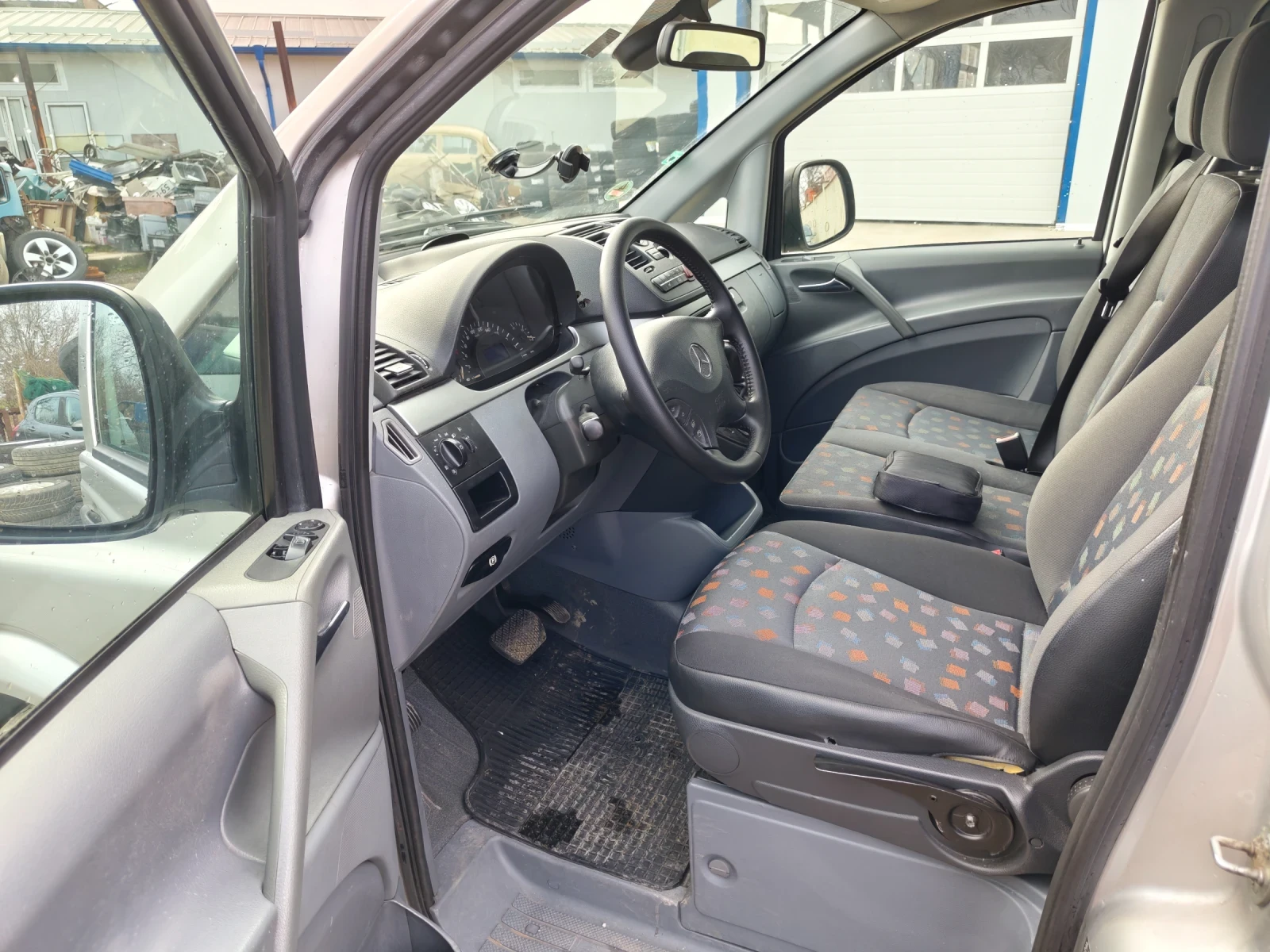 Mercedes-Benz Vito 115cdi, снимка 5 - Бусове и автобуси - 52084657