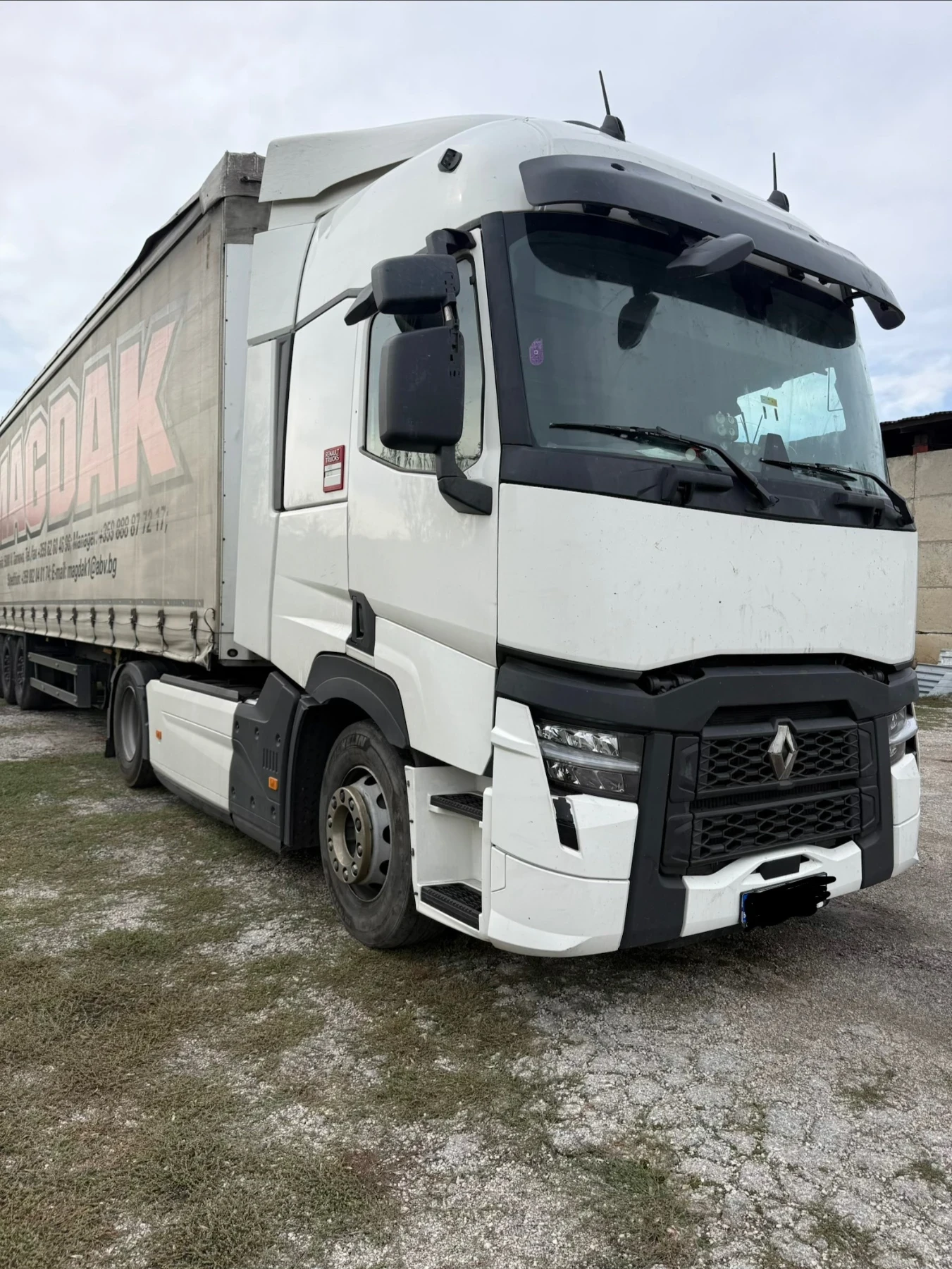 Renault T, снимка 2 - Камиони - 56718015