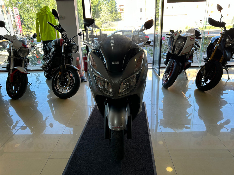 Honda Forza ABS, снимка 9 - Мотоциклети и мототехника - 46103472