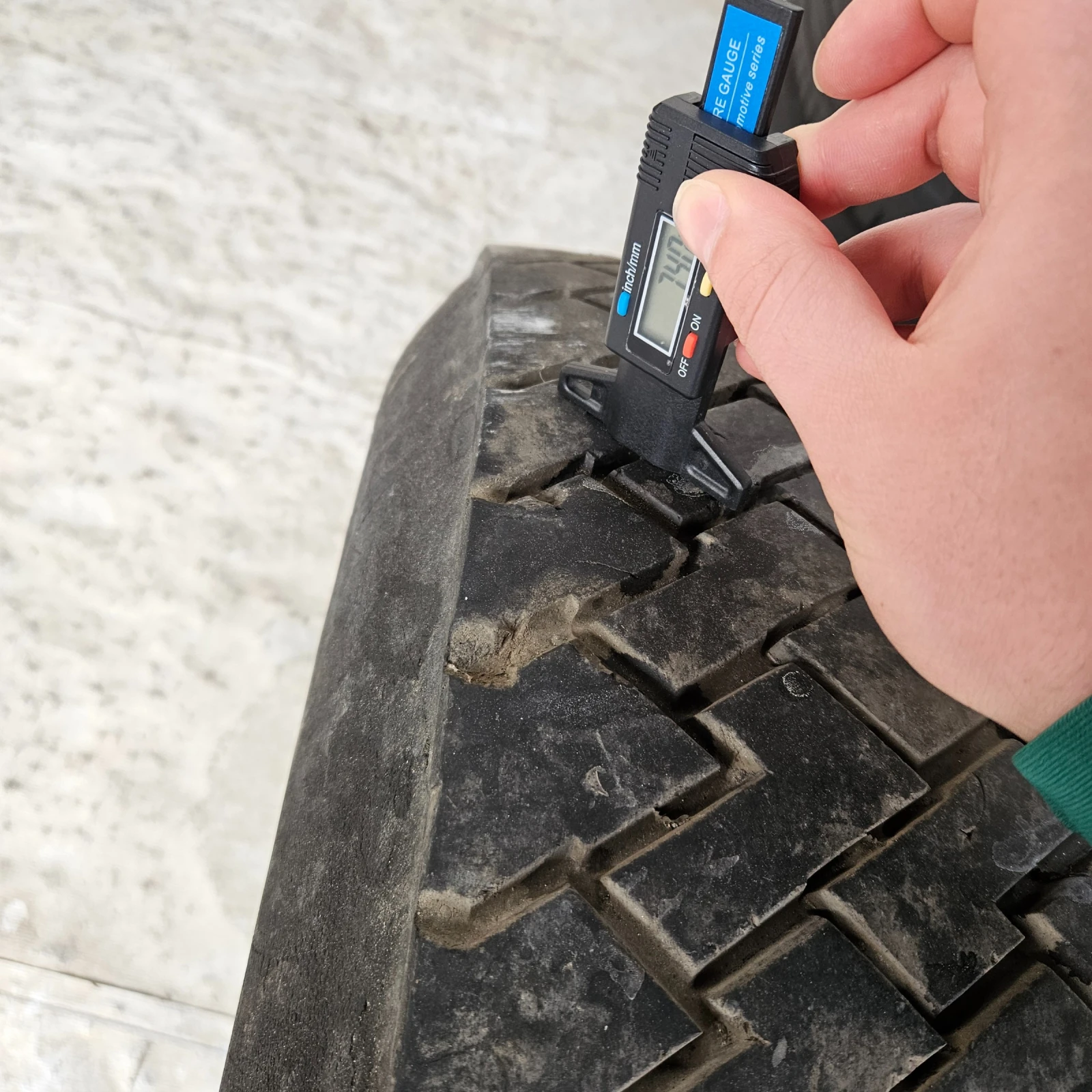 ���� 235/75R17.5 | Mobile.bg � ����������� 4
