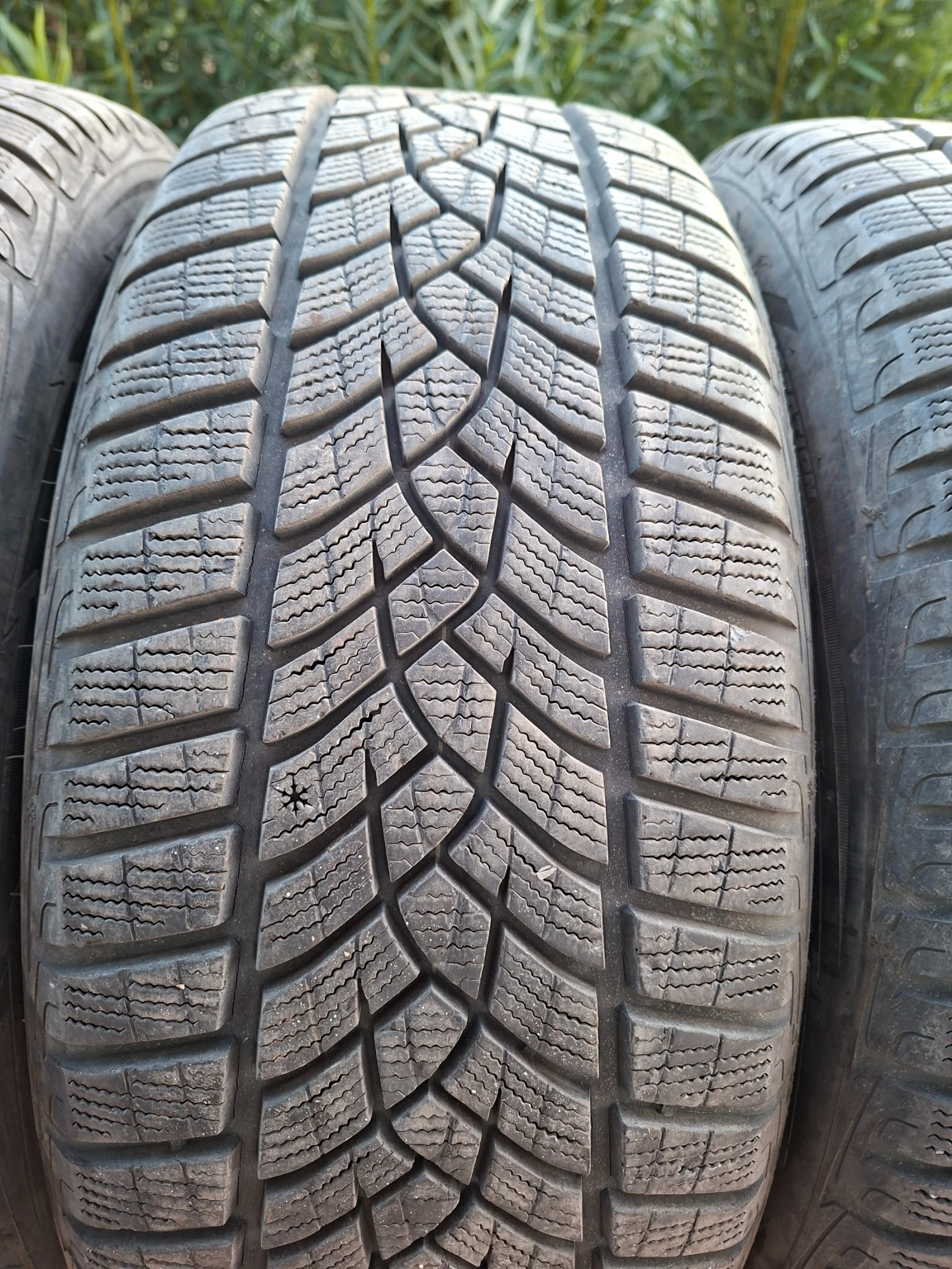 ���� 225/50R18 | Mobile.bg � ����������� 3