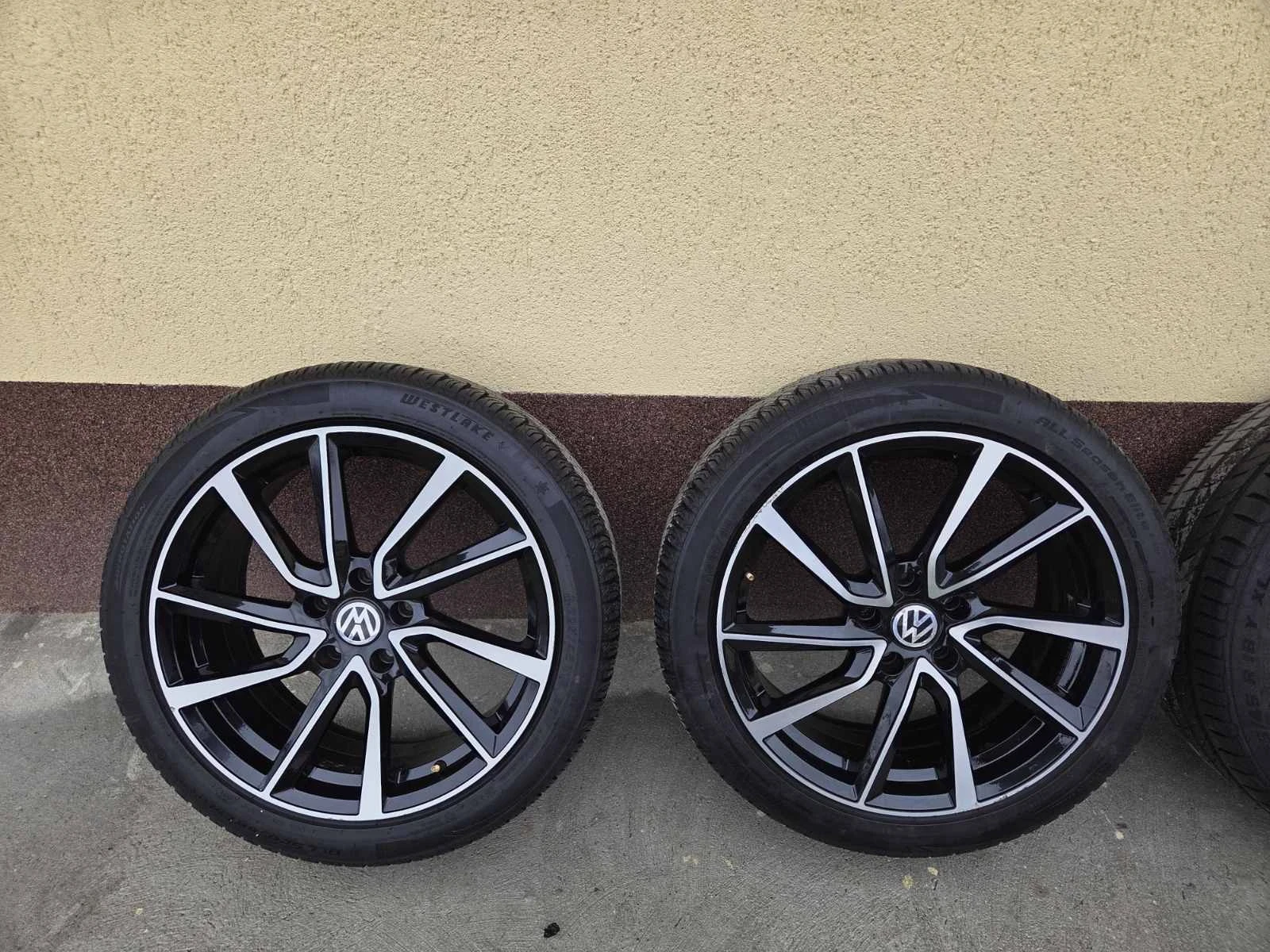 ���� � ������ 225/45R18 | Mobile.bg � ����������� 2