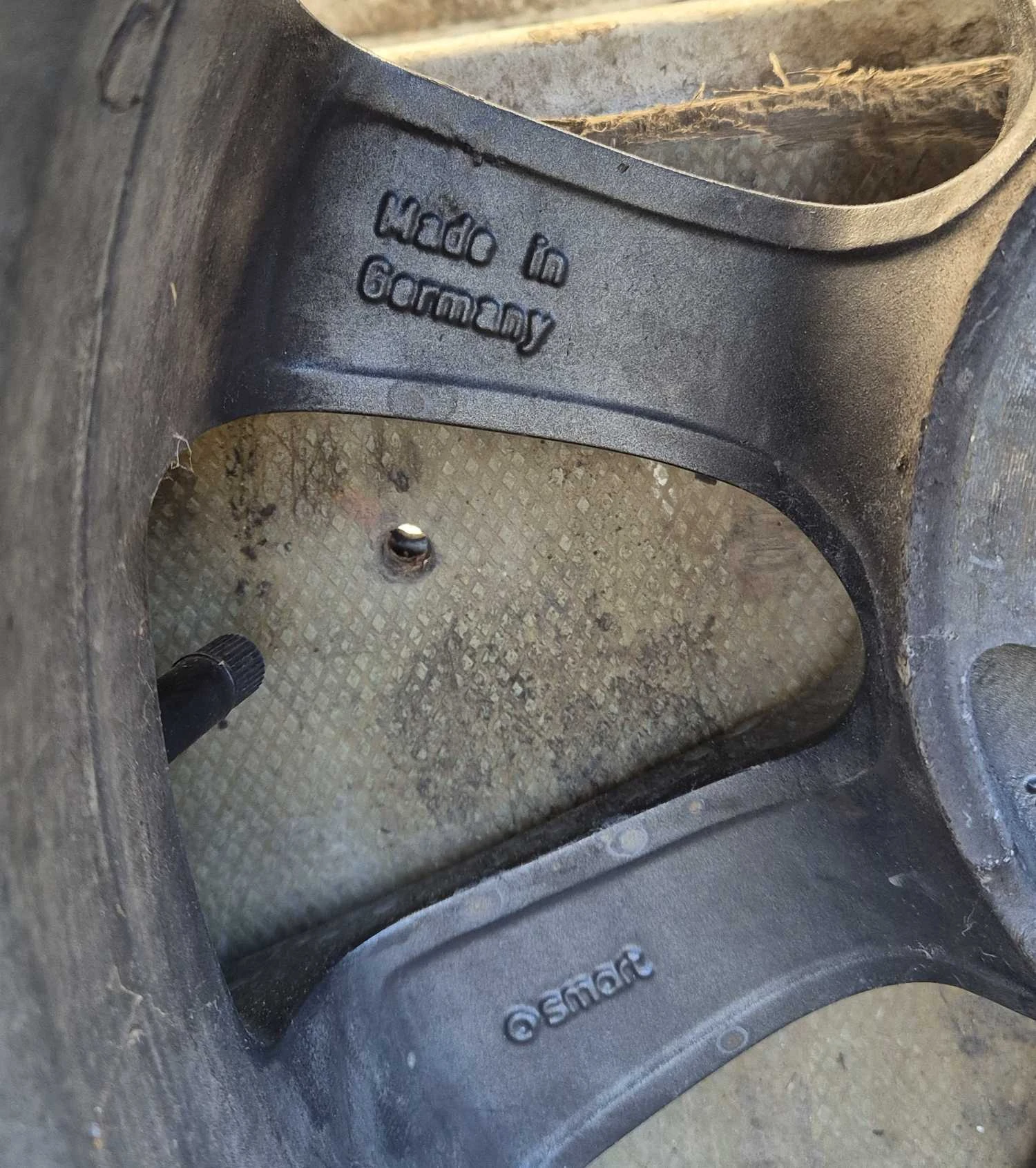 Гуми с джанти BF Goodrich 195/60R15, снимка 6 - Гуми и джанти - 56313364
