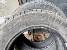 Гуми Летни 215/65R16, снимка 5 - Гуми и джанти - 41349385