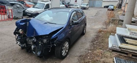 Toyota Auris, снимка 6