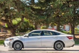 Toyota Avalon Limited, снимка 13